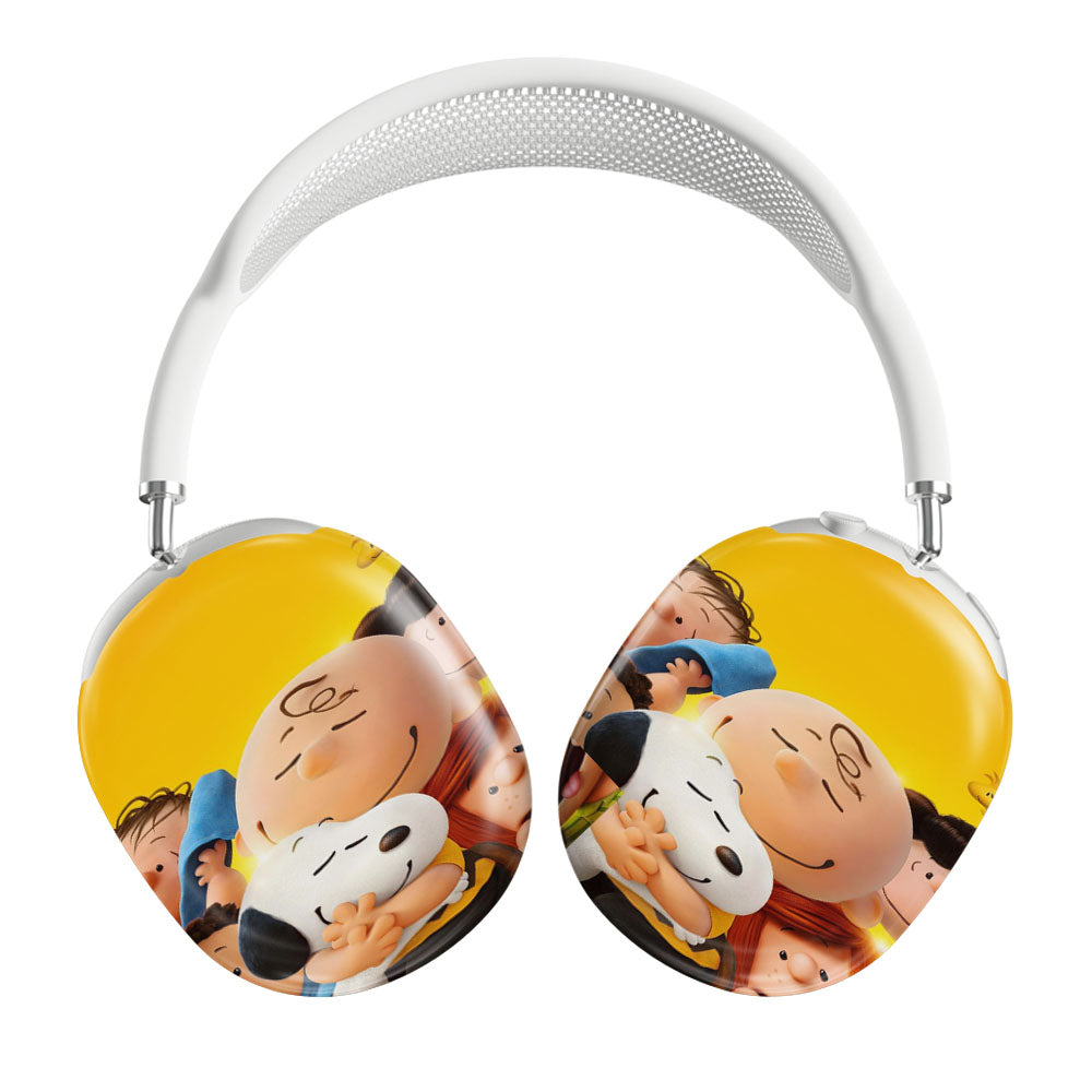 Charlie Brown And Snoopy Hugs The Peanuts Movie Poster Airpods Max Tough Case
