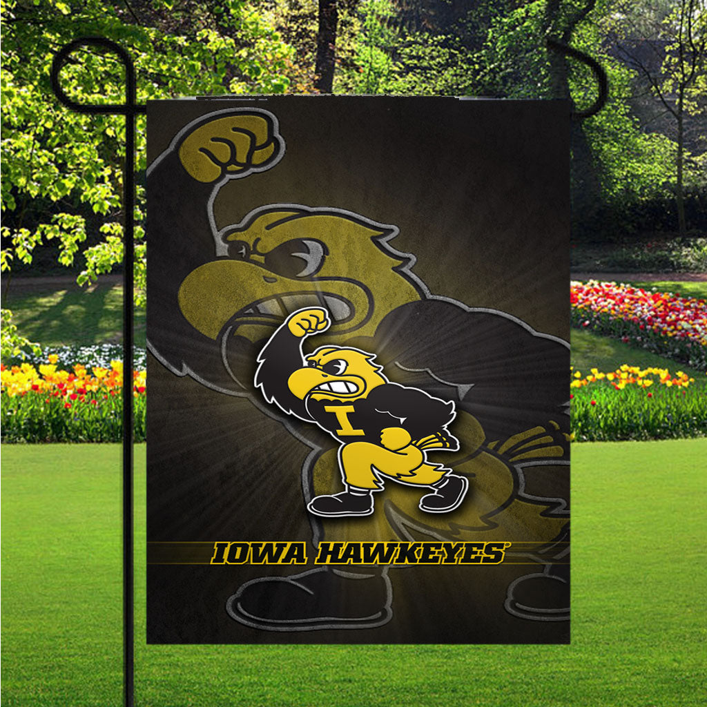 Iowa Hawkeyes Foot Ball Garden Flag Outdoor Lawn 12X18 Inch
