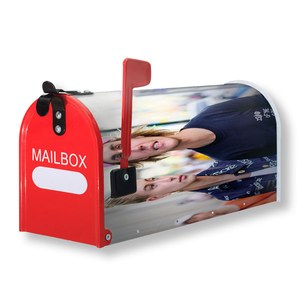 Justin Bieber Hailey Baldwin Engagement Magnetic Mailbox Cover - 18.0" x 21.0"