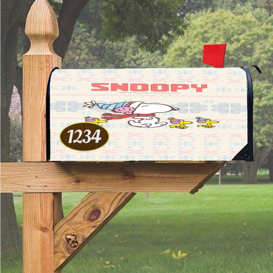 Snoopy Magnetic Mailbox Cover 18" X 21" Outdoor Decor