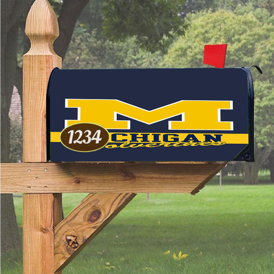 Michigan Wolverines 4 Magnetic Mailbox Cover 18" X 21" Outdoor Decor