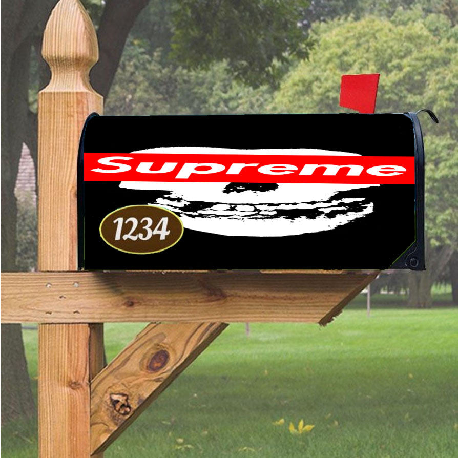 Misfits Supreme Magnetic Mailbox Cover 18" X 21" Outdoor Decor