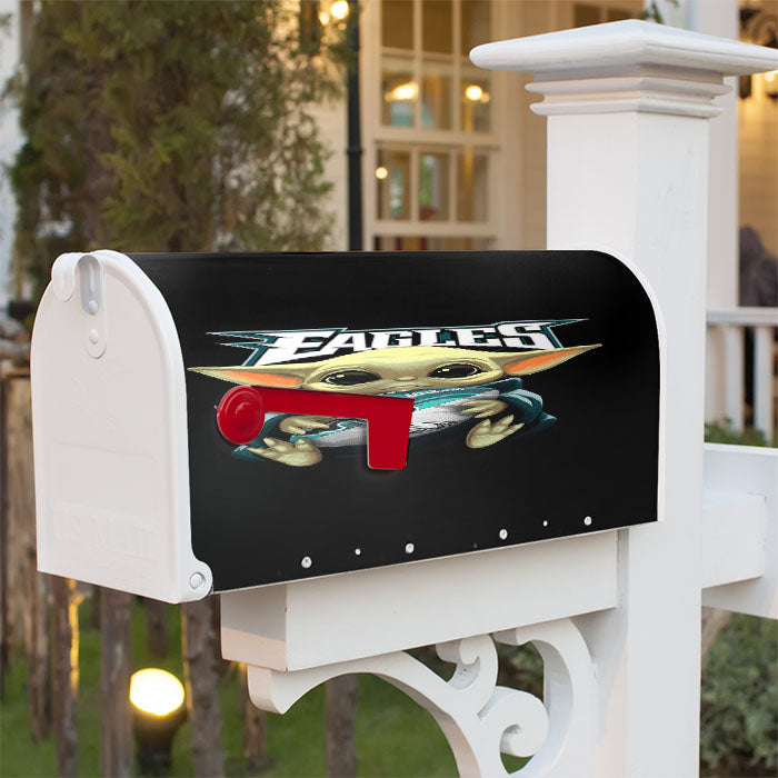 Baby Yoda Hug Philadelphia Eagles Mandalorian Magnetic Mailbox Cover 18" X 21" Outdoor Decor