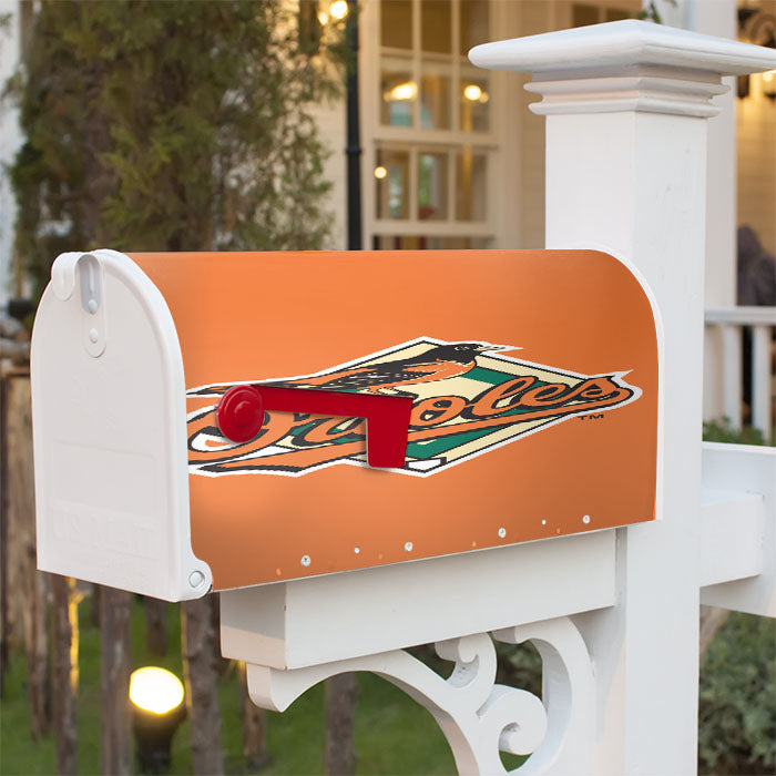Baltimore Orioles 2018 Magnetic Mailbox Cover 18" X 21" Outdoor Decor