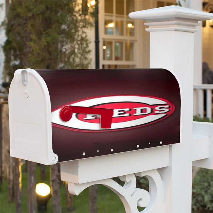 Cincinnati Reds 2 Magnetic Mailbox Cover 18" X 21" Outdoor Decor