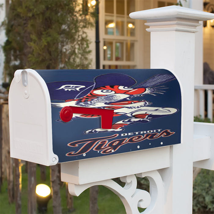 Detroit Tigers Cartoony Magnetic Mailbox Cover 18" X 21" Outdoor Decor