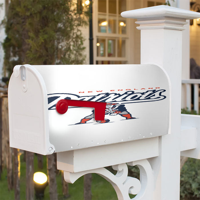 New England Patriots Magnetic Mailbox Cover 18" X 21" Outdoor Decor