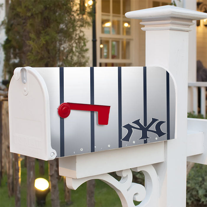 New York Yankees Pattern Magnetic Mailbox Cover 18" X 21" Outdoor Decor