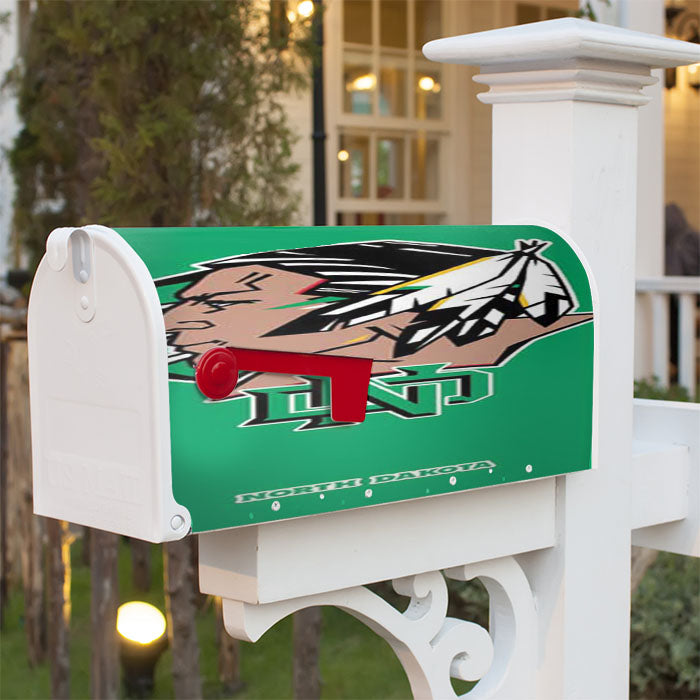 North Dakota Sioux Big Logo Green Bkg Magnetic Mailbox Cover 18" X 21" Outdoor Decor