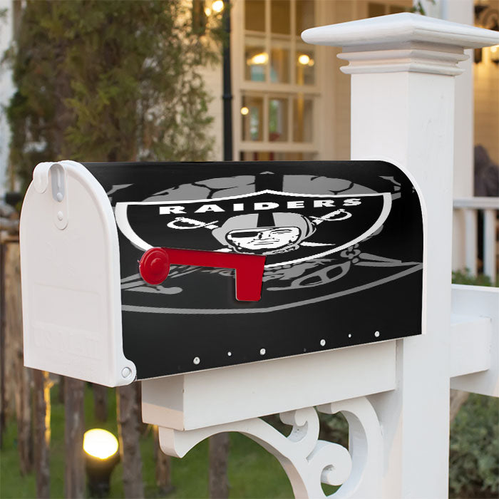 Oakland Raiders Magnetic Mailbox Cover 18" X 21" Outdoor Decor