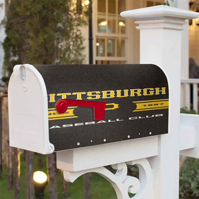 Pittsburgh Pirates Mlb Baseball Club Magnetic Mailbox Cover 18" X 21" Outdoor Decor