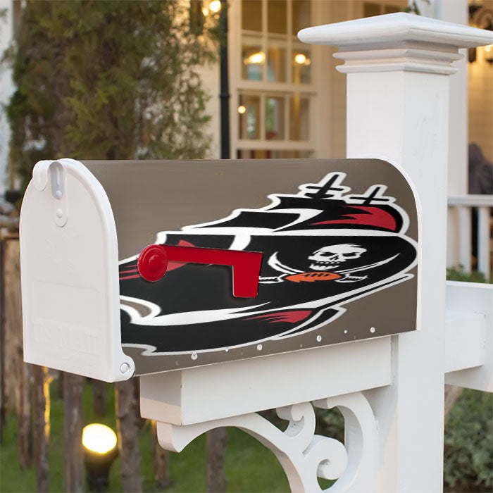 Tampa Bay Bucs Logo Ship Magnetic Mailbox Cover 18" X 21" Outdoor Decor