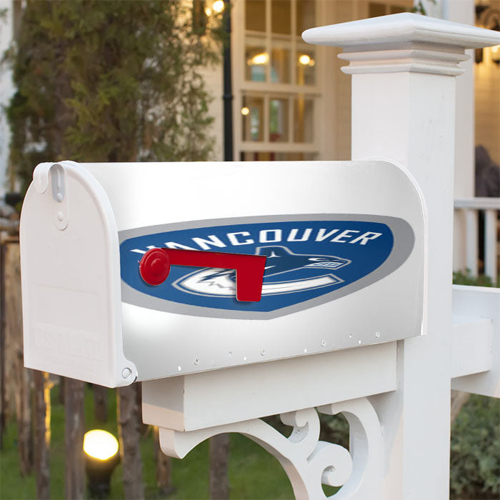 Vancouver Emblem Magnetic Mailbox Cover 18" X 21" Outdoor Decor