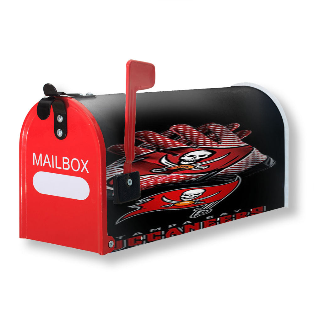 Tampa Bay Buccaneers Magnetic Mailbox Cover - 18.0" x 21.0"