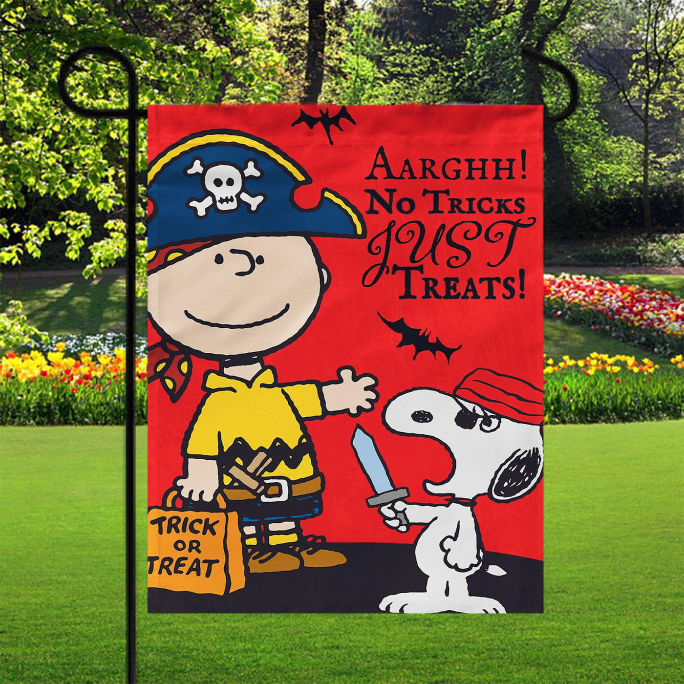 Snoopy Charlie Brown Halloween Garden Flags Yard Outdoor Lawn 12 X 18