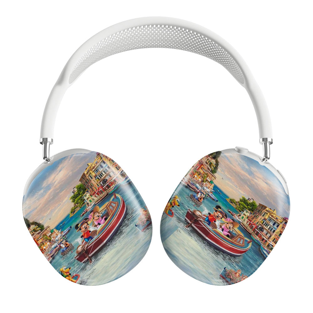 Mickey And Minnie In Italy Airpods Max Tough Case