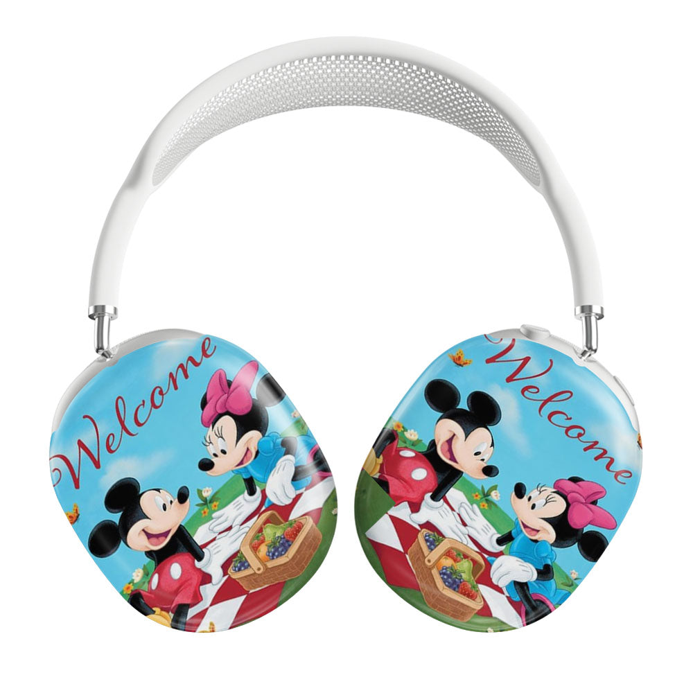 Mickey And Minnie Picnic Airpods Max Tough Case