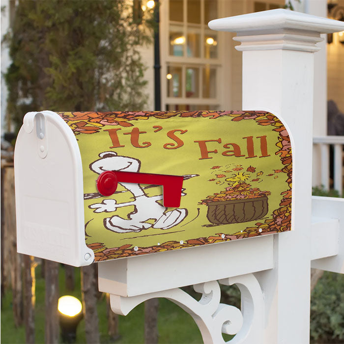 Snoopy Fall Magnetic Mailbox Cover 18" X 21" Outdoor Decor