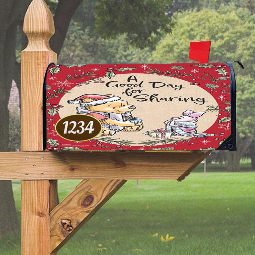 A Good Day For Sharing Pooh And Piglet Magnetic Mailbox Cover 18" X 21" Outdoor Decor