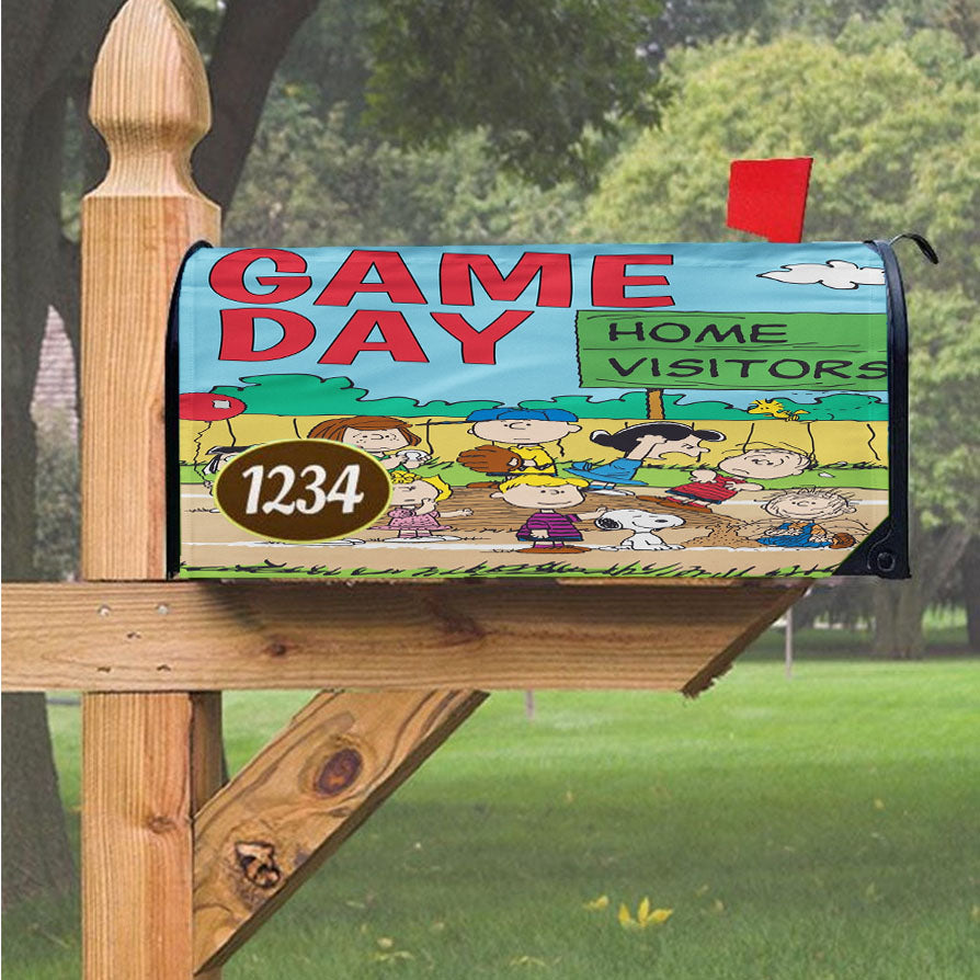Peanuts Game Day Magnetic Mailbox Cover 18" X 21" Outdoor Decor