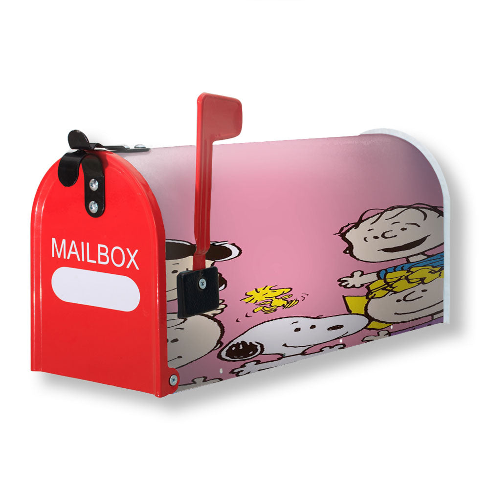 The Peanuts Charlie Brown And Snoopy Cartoon Magnetic Mailbox Cover - 18.0" x 21.0"