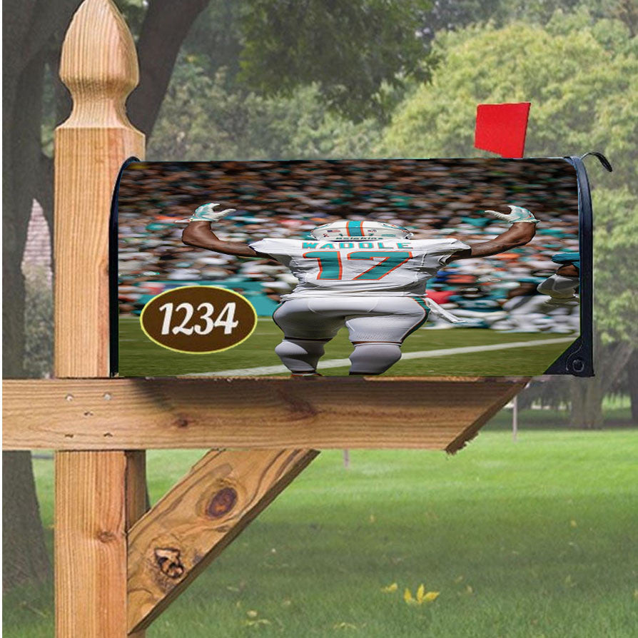 Jaylen Waddle, Miami Dolphins Magnetic Mailbox Cover 18" X 21" Outdoor Decor
