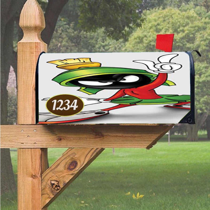 Marvin The Martian Shadowed Magnetic Mailbox Cover 18" X 21" Outdoor Decor