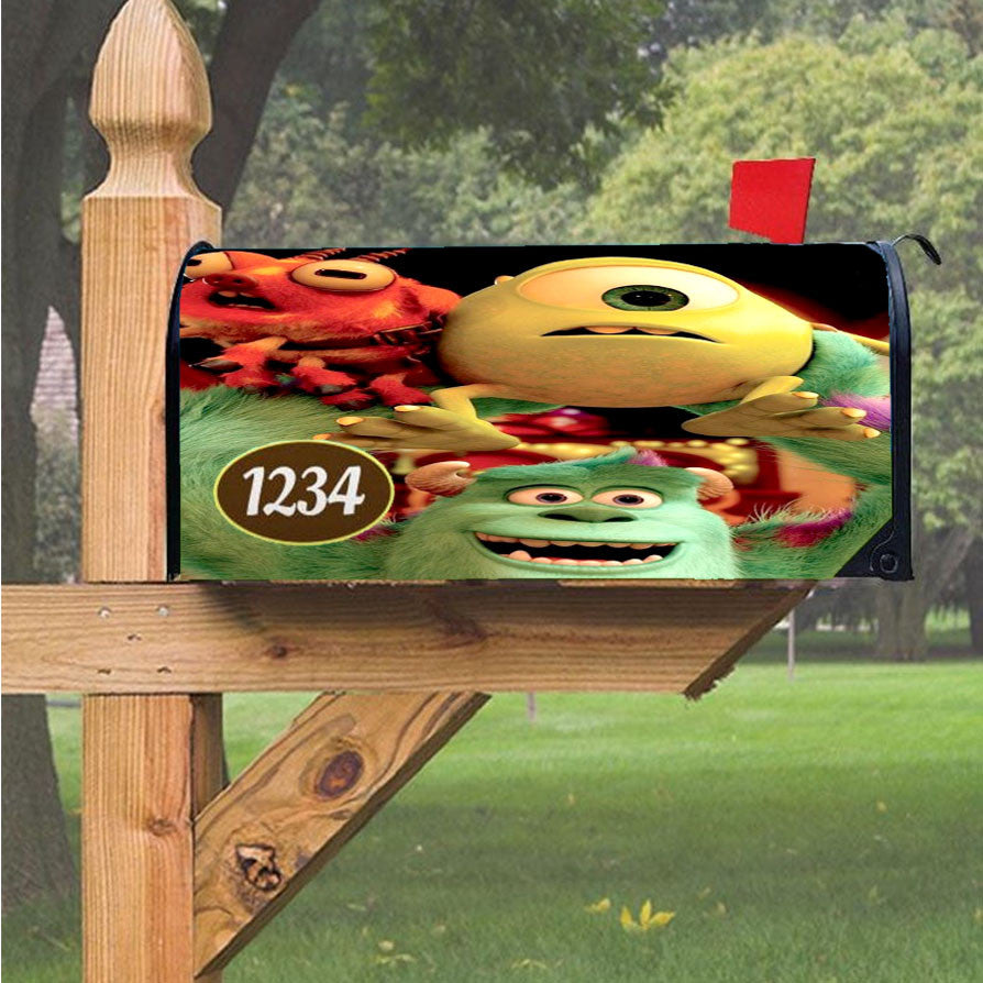 Monster Universal Dolls Christmas Magnetic Mailbox Cover 18" X 21" Outdoor Decor