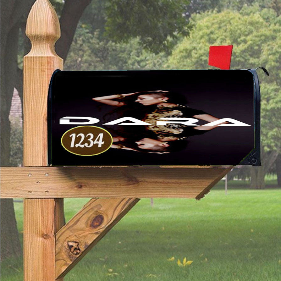 Ne1 Dara Magnetic Mailbox Cover 18" X 21" Outdoor Decor