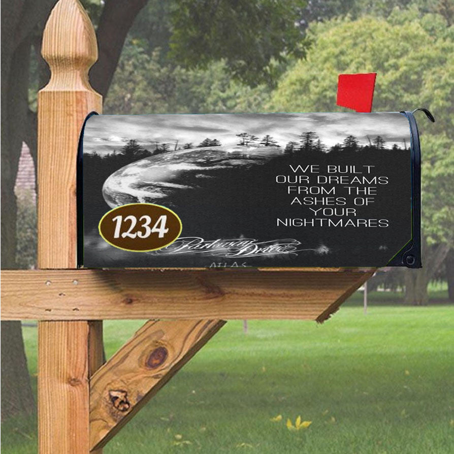 Parkway Drive Atlas Magnetic Mailbox Cover 18" X 21" Outdoor Decor