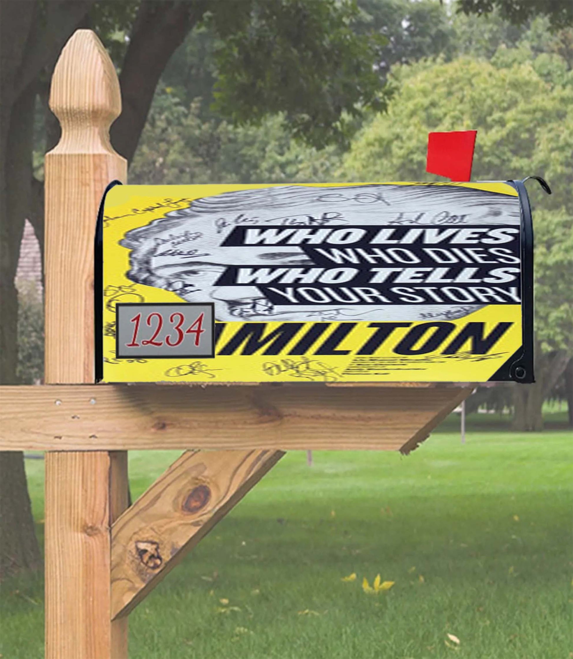 Hamilton Broadway Signatures Mailbox Cover
