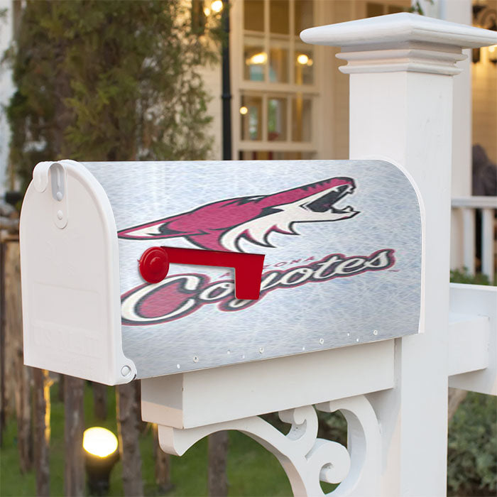 Arizona Coyotes 4 Magnetic Mailbox Cover 18" X 21" Outdoor Decor