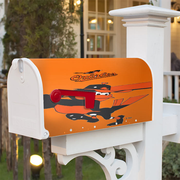 Baltimore Orioles Baseball Magnetic Mailbox Cover 18" X 21" Outdoor Decor