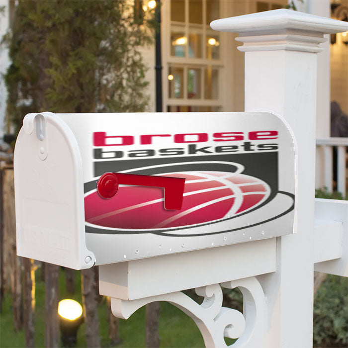Brose Baskets Magnetic Mailbox Cover 18" X 21" Outdoor Decor