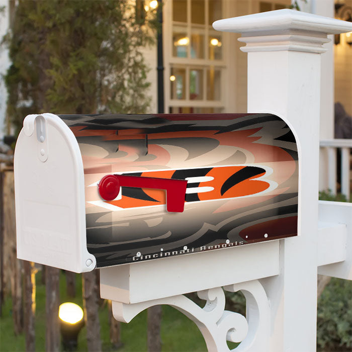 Cincinnati Bengals Logo 9 Magnetic Mailbox Cover 18" X 21" Outdoor Decor