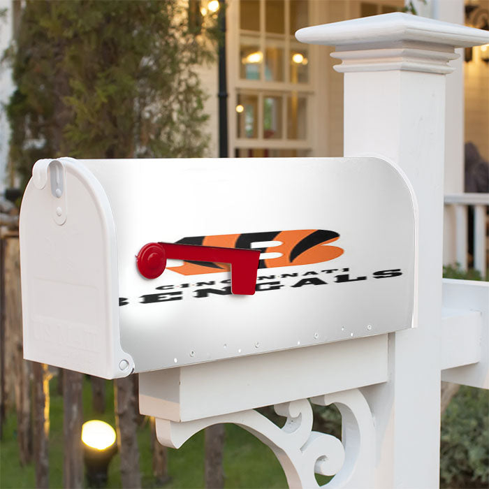 Cincinnati Bengals White Magnetic Mailbox Cover 18" X 21" Outdoor Decor