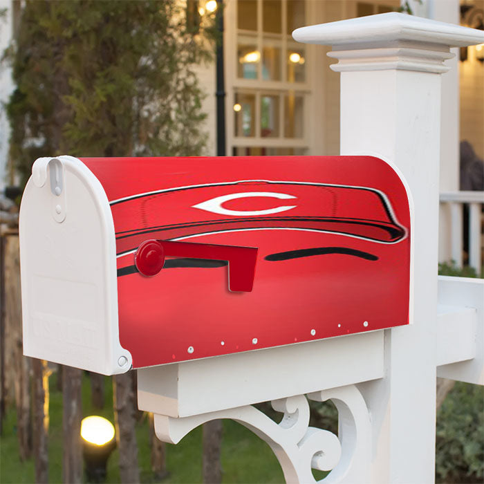 Cincinnati Reds Magnetic Mailbox Cover 18" X 21" Outdoor Decor