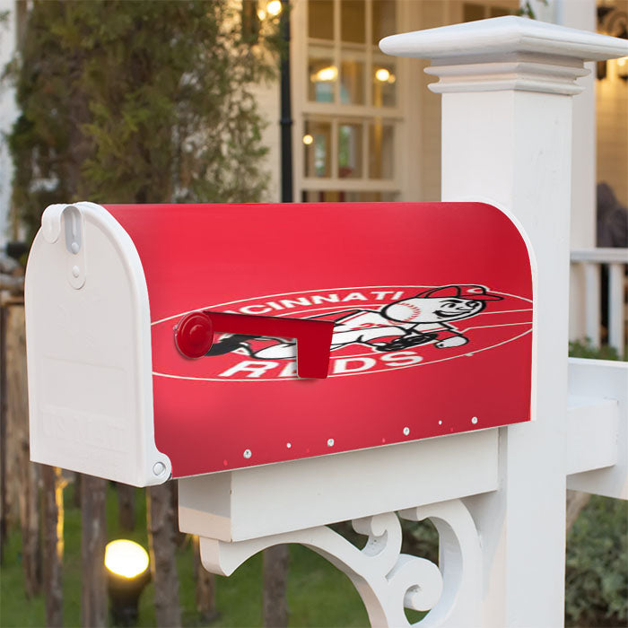 Cincinnati Reds Logo On Red Magnetic Mailbox Cover 18" X 21" Outdoor Decor