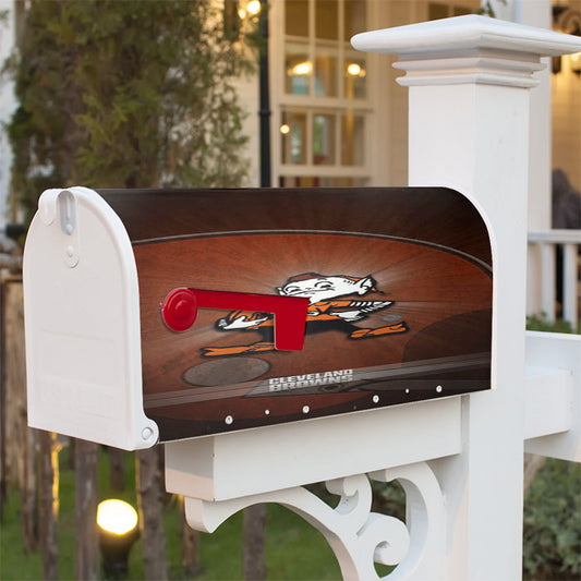 Cleveland Browns Magnetic Mailbox Cover 18" X 21" Outdoor Decor