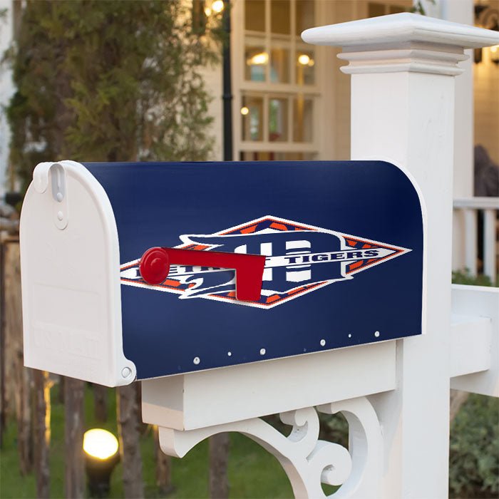 Detroit Logo Magnetic Mailbox Cover 18" X 21" Outdoor Decor