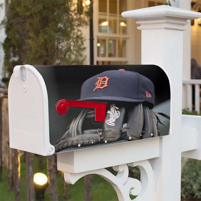 Detroit Tigers 4 Magnetic Mailbox Cover 18" X 21" Outdoor Decor