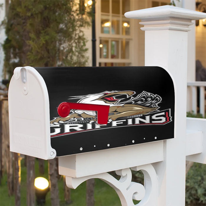 Griffins Magnetic Mailbox Cover 18" X 21" Outdoor Decor