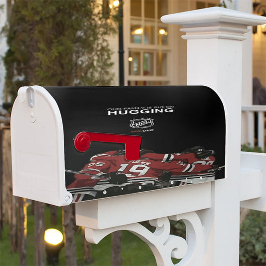 Hugging Nhl Hockey Magnetic Mailbox Cover 18" X 21" Outdoor Decor