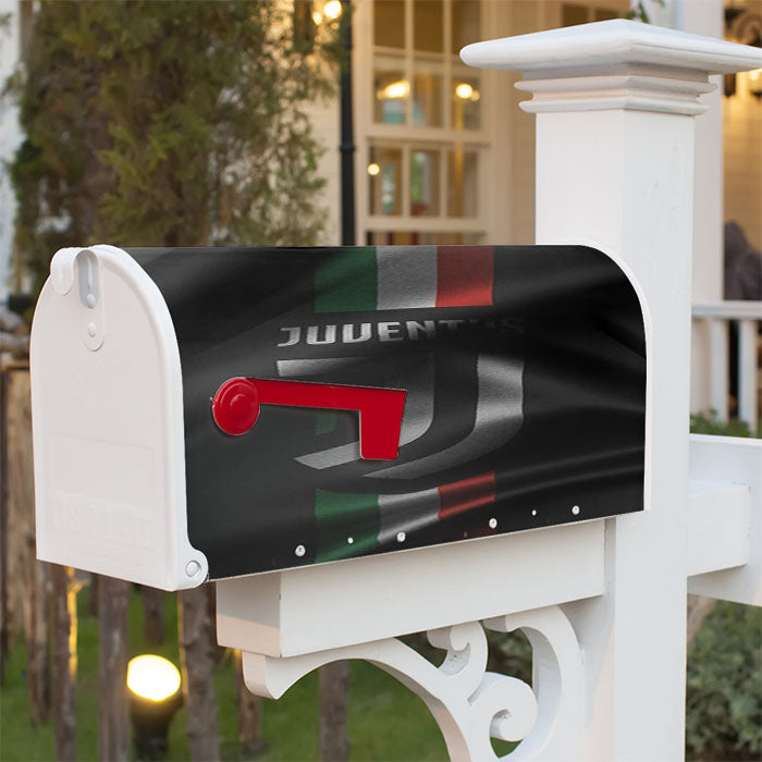 Juventus Magnetic Mailbox Cover 18" X 21" Outdoor Decor