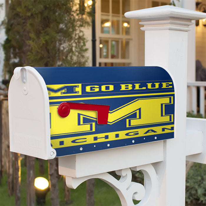 M Go Blue Michigan Magnetic Mailbox Cover 18" X 21" Outdoor Decor