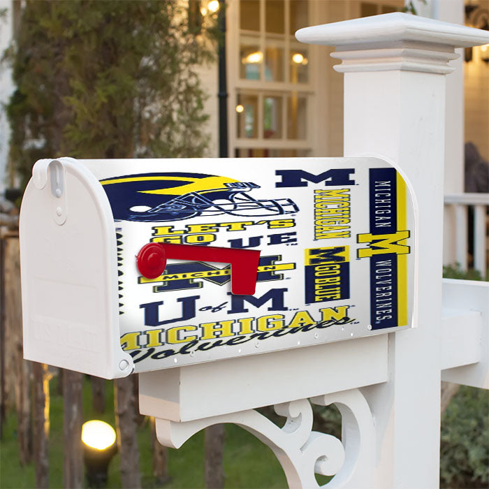 Michigan Wolverines Team Magnetic Mailbox Cover 18" X 21" Outdoor Decor