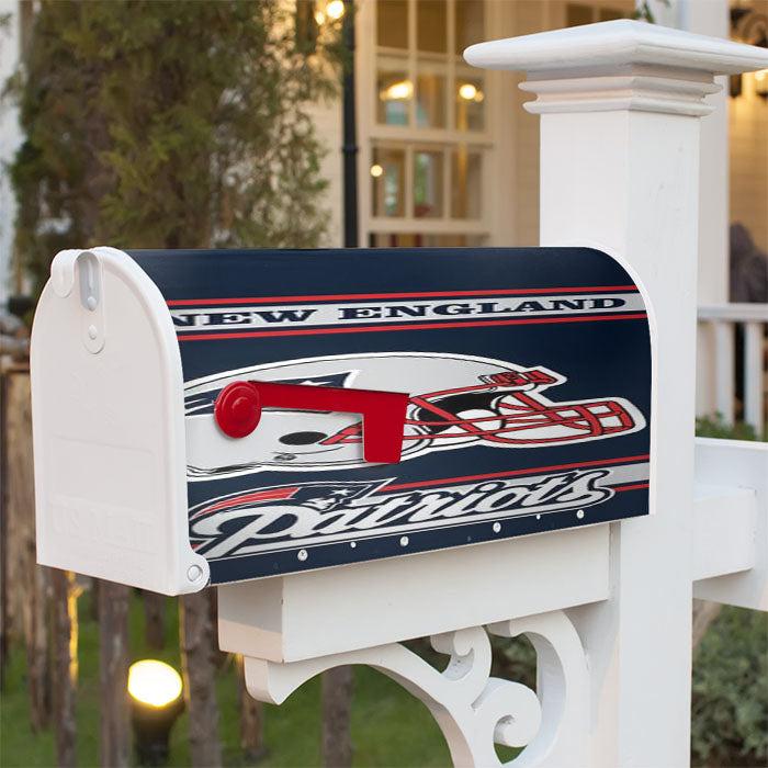 New England Patriots 45 Magnetic Mailbox Cover 18" X 21" Outdoor Decor