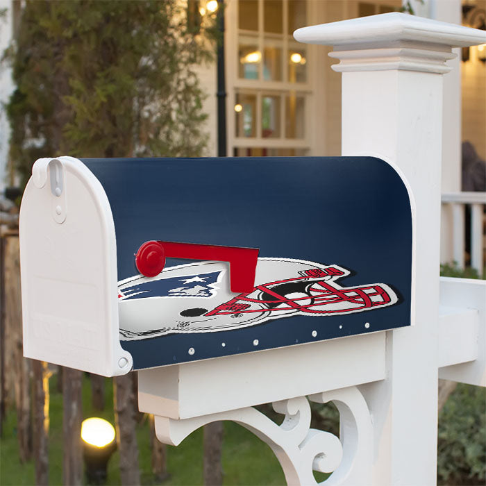 New England Patriots Football Helmet Painting Magnetic Mailbox Cover 18" X 21" Outdoor Decor