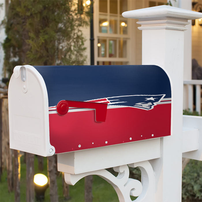 New England Patriots Minimalist Magnetic Mailbox Cover 18" X 21" Outdoor Decor
