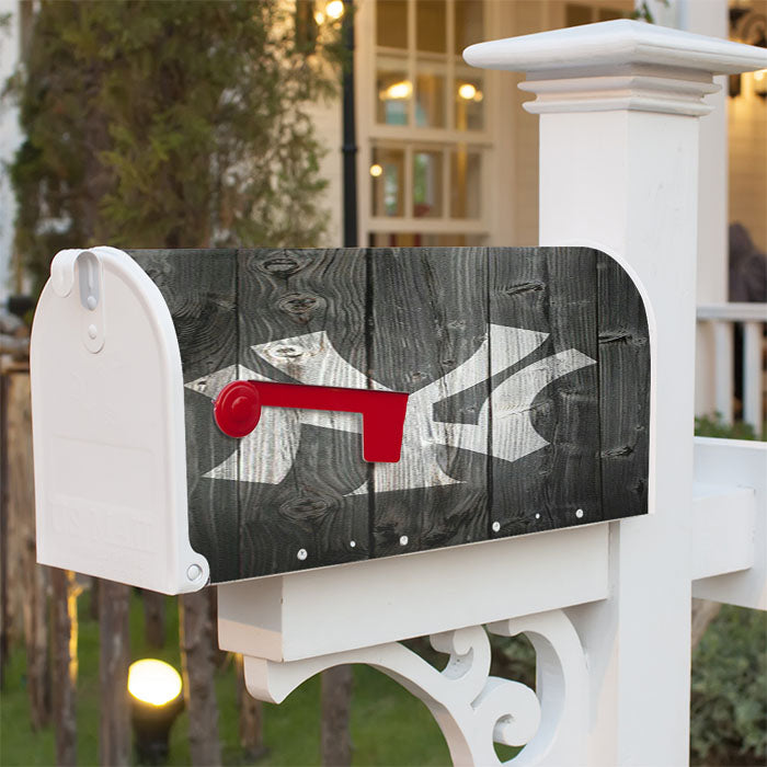 New York Wood Magnetic Mailbox Cover 18" X 21" Outdoor Decor
